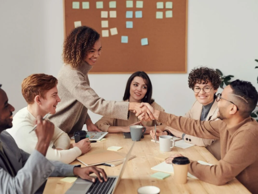 group-of-people-sitting-indoors-3184291