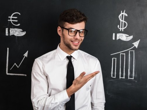 young-successful-man-white-shirt-presenting-new-financial-project_171337-10338